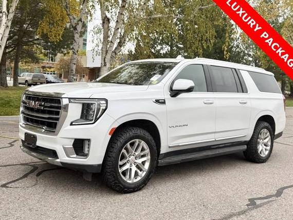 GMC YUKON XL 2022 1GKS2GKD1NR331429 image